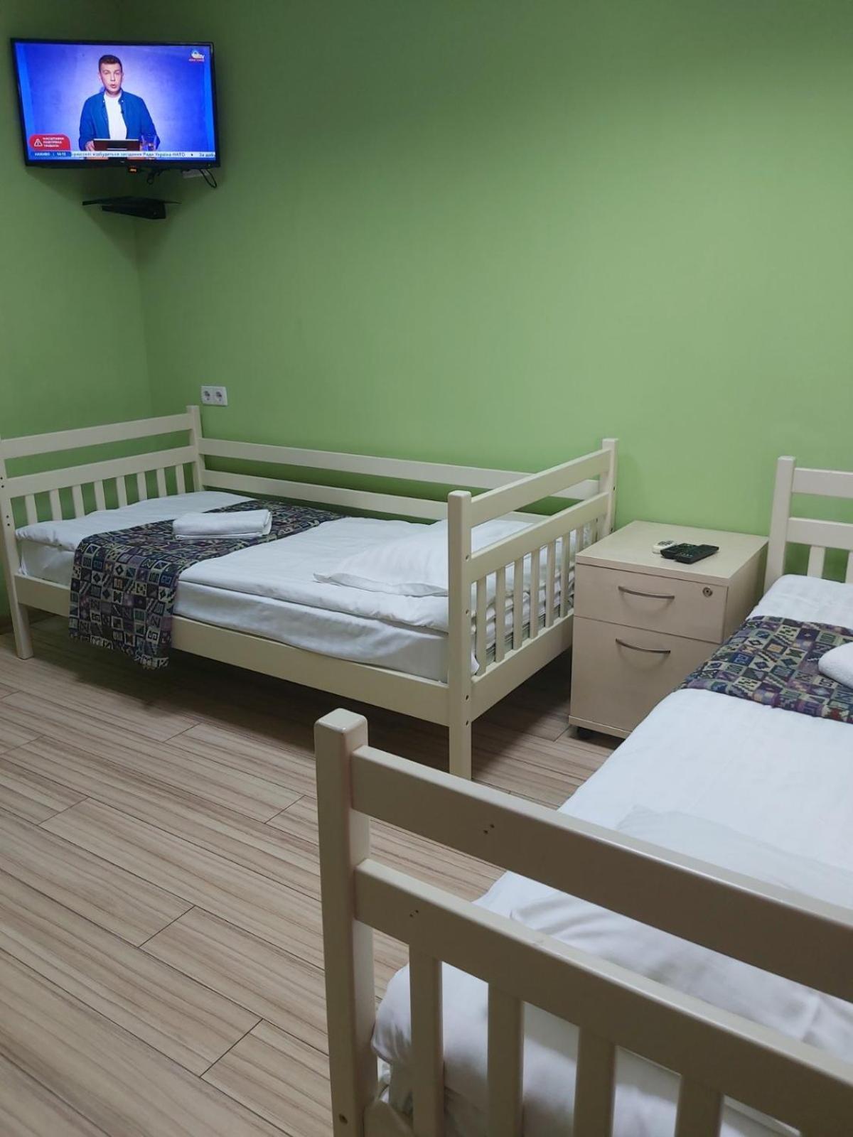 Guest House "Vladimirskaya 42" Kyiv Exterior foto