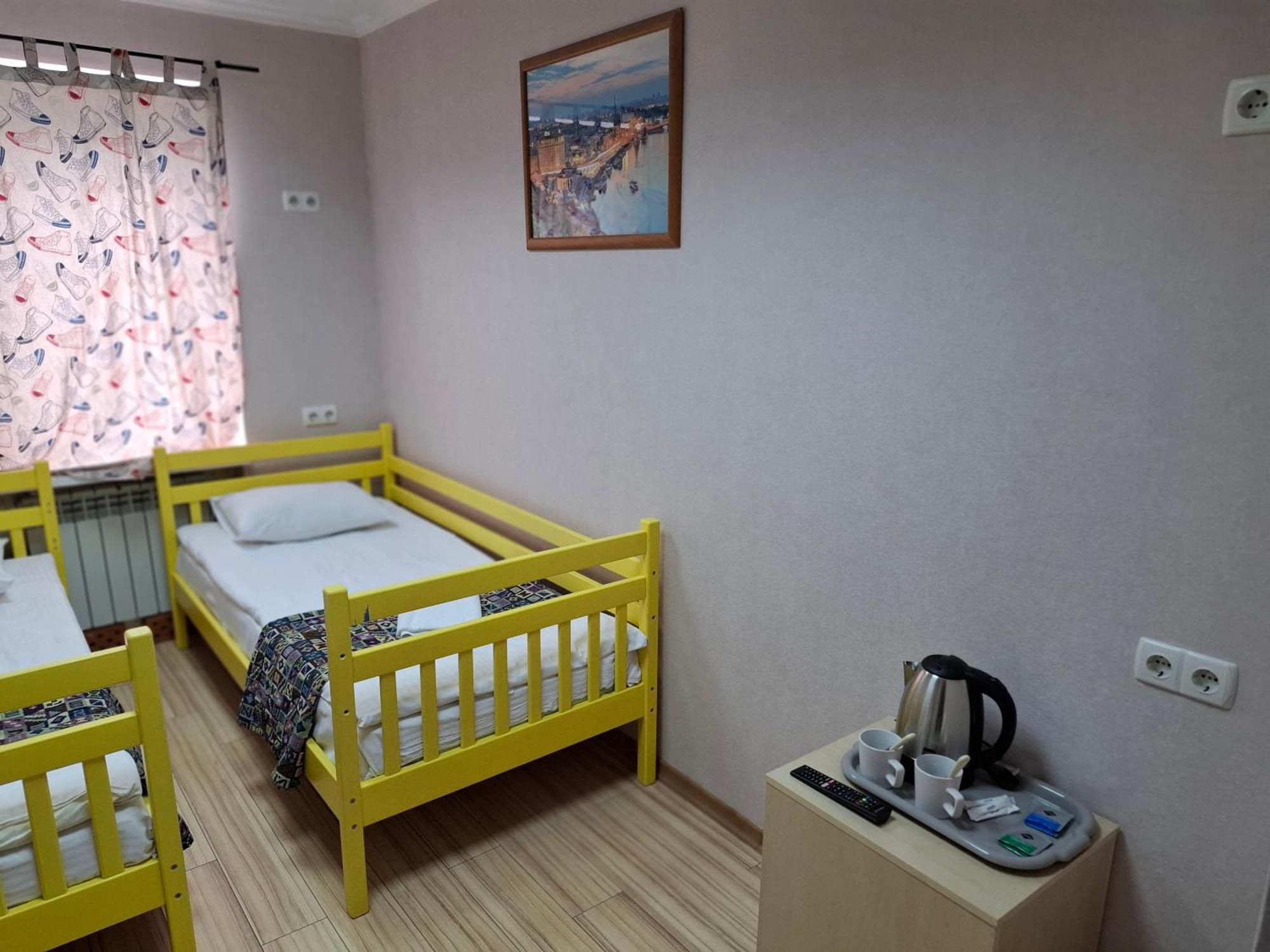 Guest House "Vladimirskaya 42" Kyiv Exterior foto